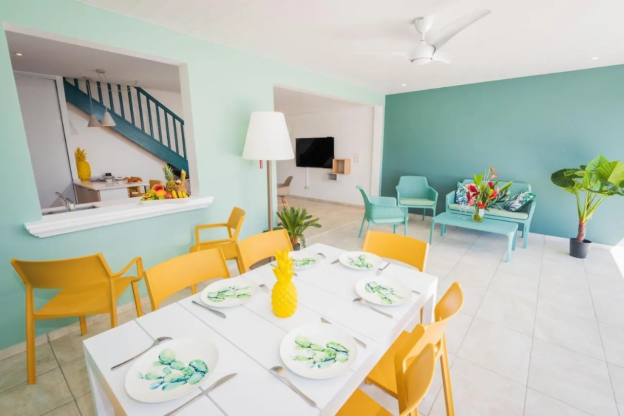 Villa Cocotier à 50 mètres de la plage Le Diamant Martinique